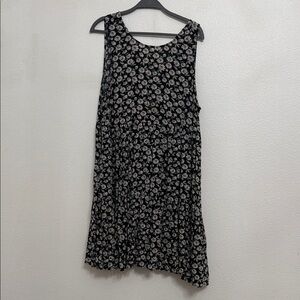 American Eagle Outfitters Black and White Floral Midi Dress